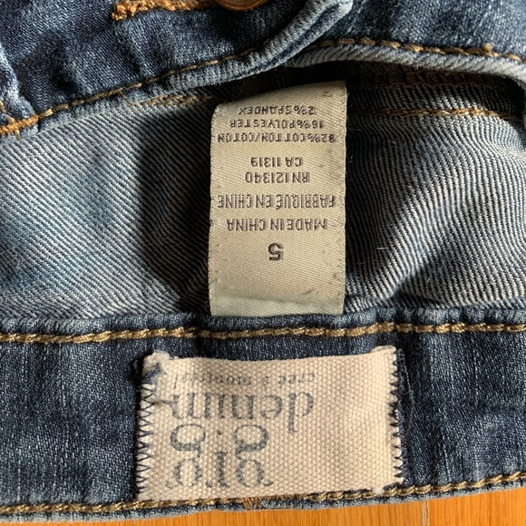 Jeans - Picture 2 of 2